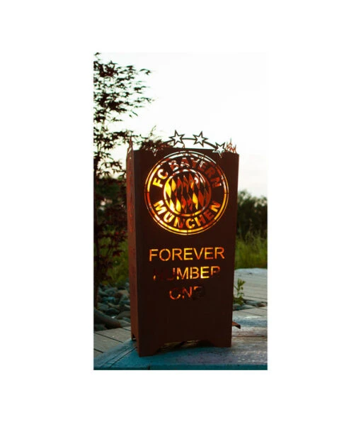 Ferrum FCB Feuerkorb Forever, Eckig, 40 X 40 X 83 Cm, Rost -Freien Garten Rabatt Geschäft 3161965 WE FS 001 FeuerkorbForeverFCBayernFCBFeuerstelle